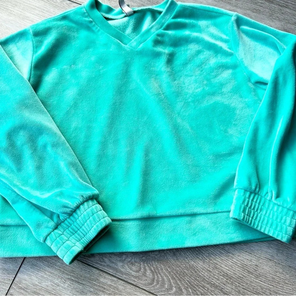 Zella Turquoise V Neck Velvet Pullover Sweater - Picture 8 of 16